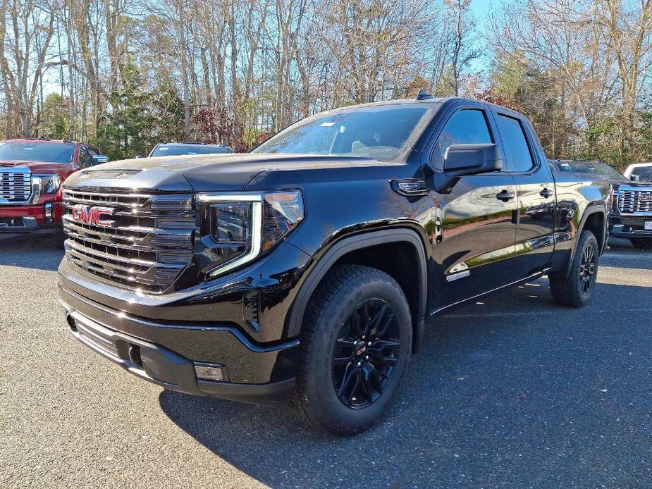 new 2025 GMC Sierra 1500 car, priced at $59,645