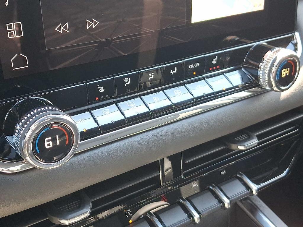 new 2025 GMC Canyon car