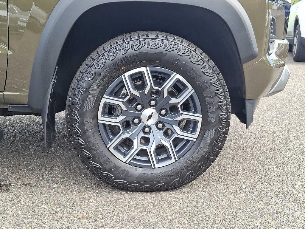 used 2024 Chevrolet Colorado car, priced at $43,000