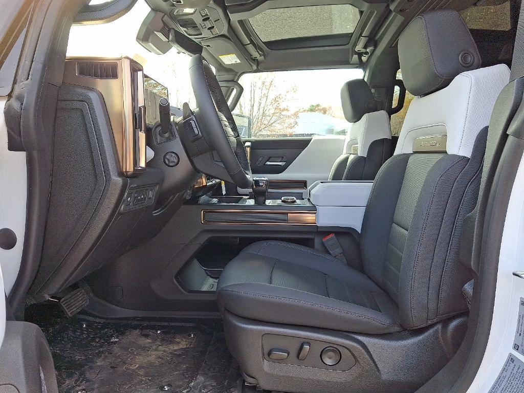 new 2025 GMC HUMMER EV SUV car, priced at $99,195