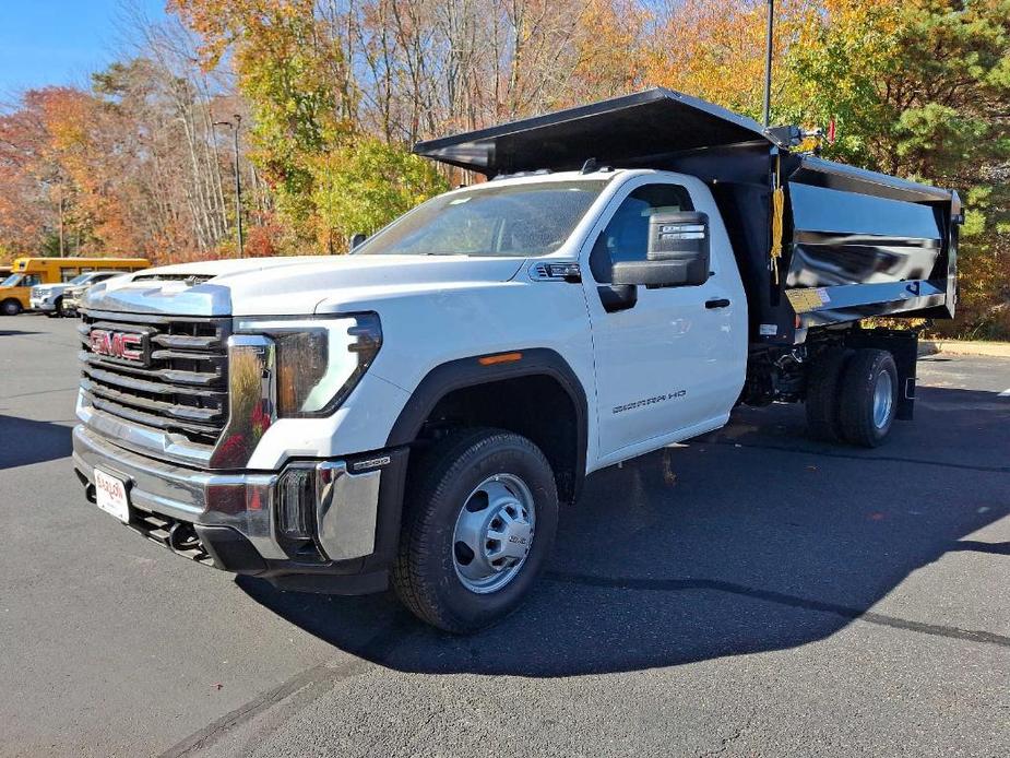 new 2024 GMC Sierra 3500 car, priced at $52,968