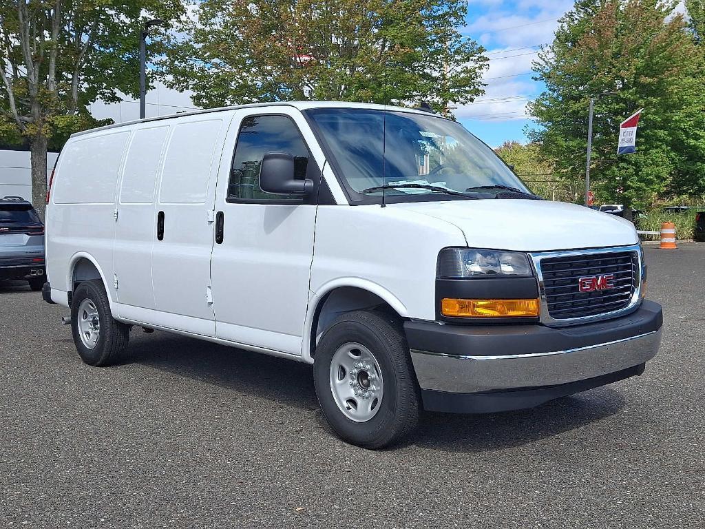 new 2025 GMC Savana 2500 car, priced at $50,535