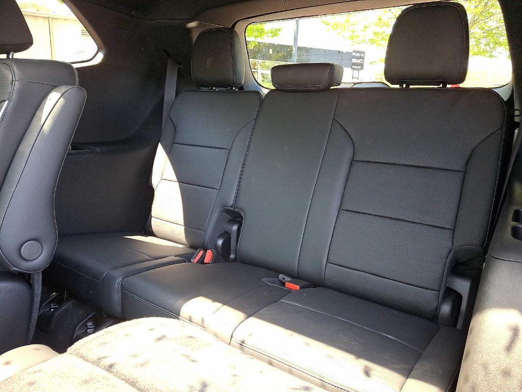 new 2025 Buick Enclave car