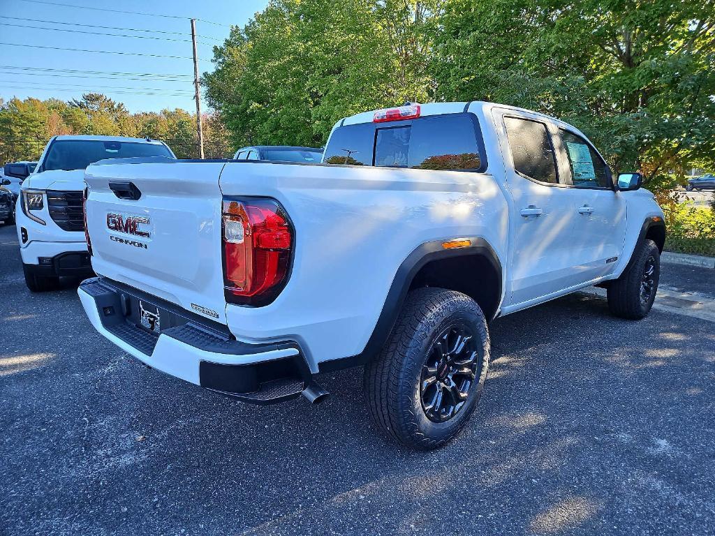 new 2024 GMC Canyon car, priced at $39,565