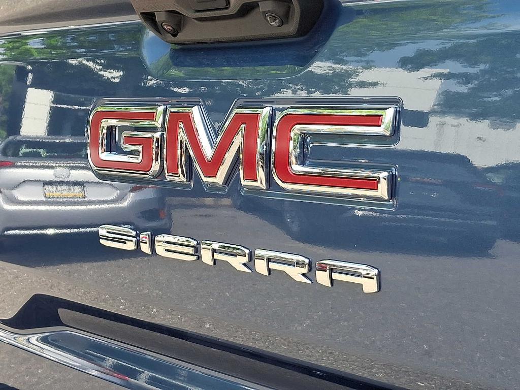 new 2025 GMC Sierra 1500 car, priced at $57,990