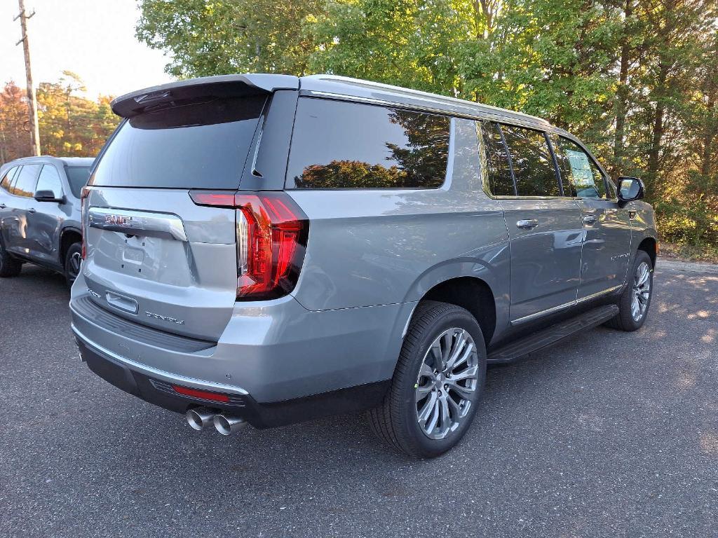 new 2024 GMC Yukon XL car, priced at $88,820