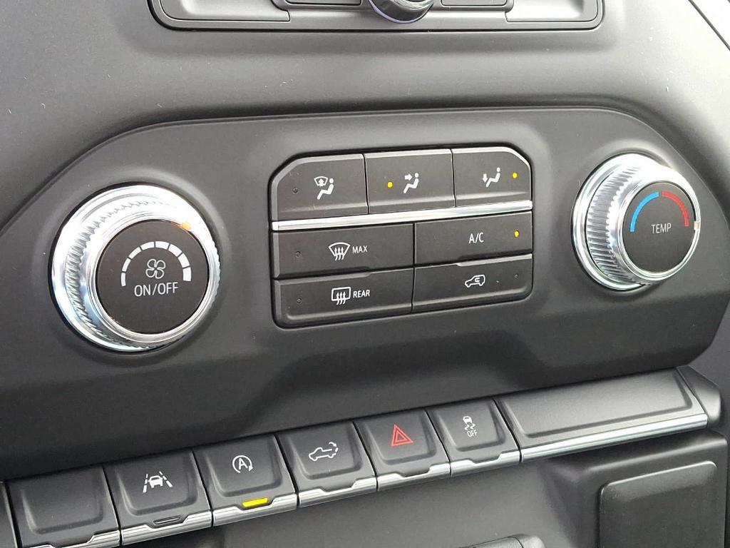 new 2025 GMC Sierra 1500 car, priced at $48,180