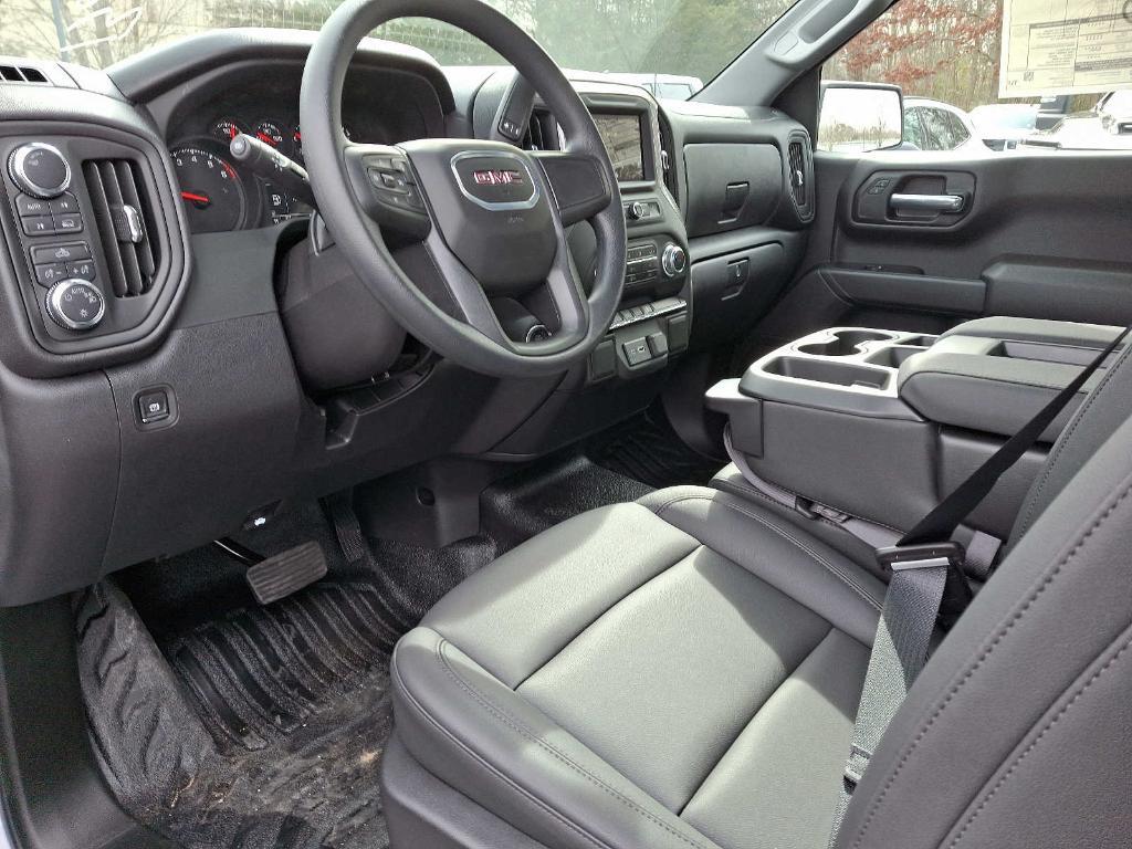 new 2025 GMC Sierra 1500 car, priced at $48,180
