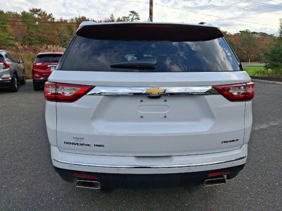 used 2021 Chevrolet Traverse car, priced at $32,000