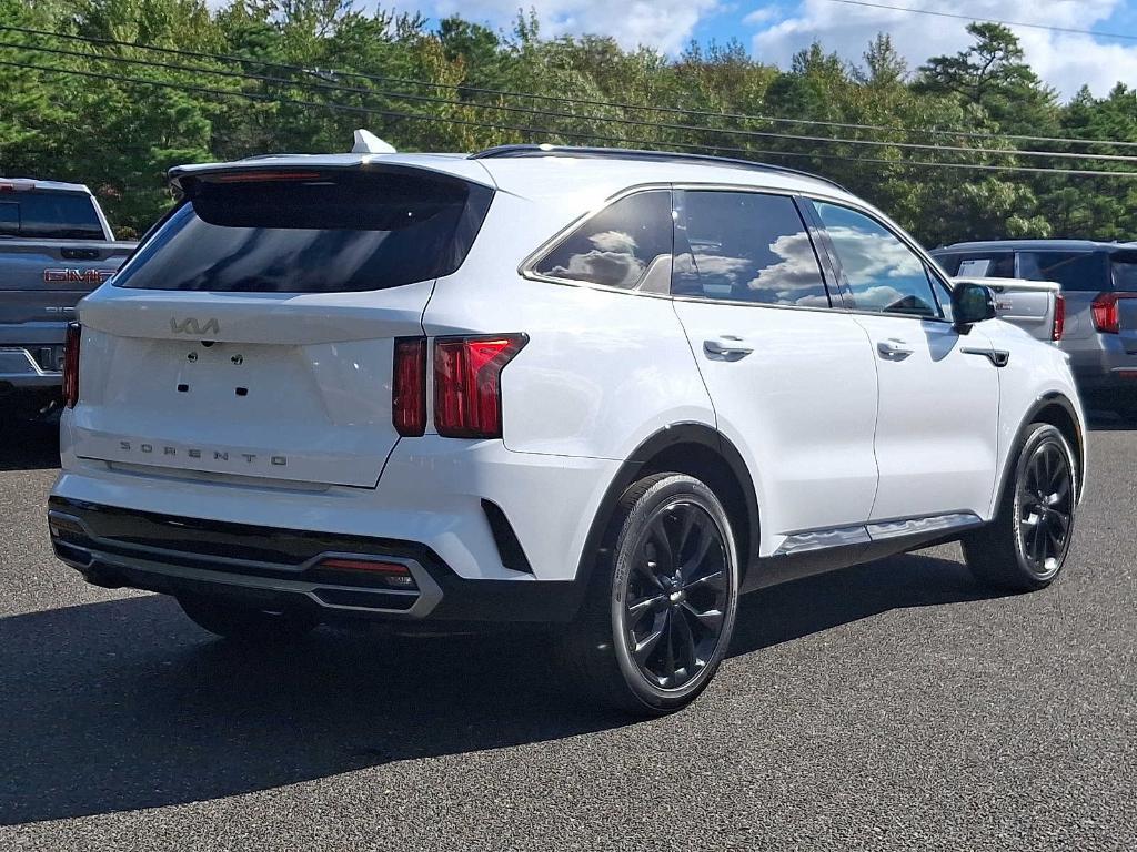 used 2022 Kia Sorento car, priced at $28,995