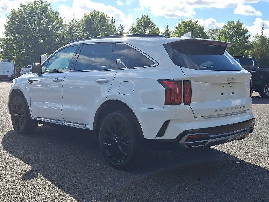 used 2022 Kia Sorento car, priced at $28,995