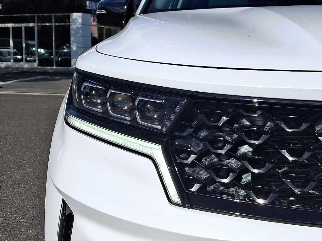 used 2022 Kia Sorento car, priced at $28,995