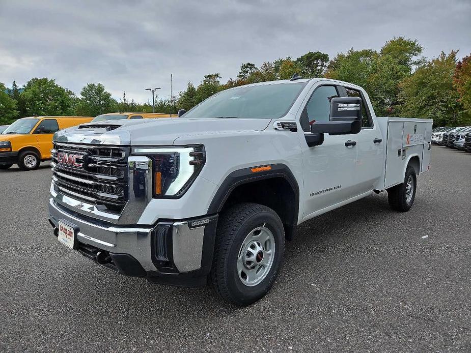 new 2024 GMC Sierra 2500 car, priced at $53,978