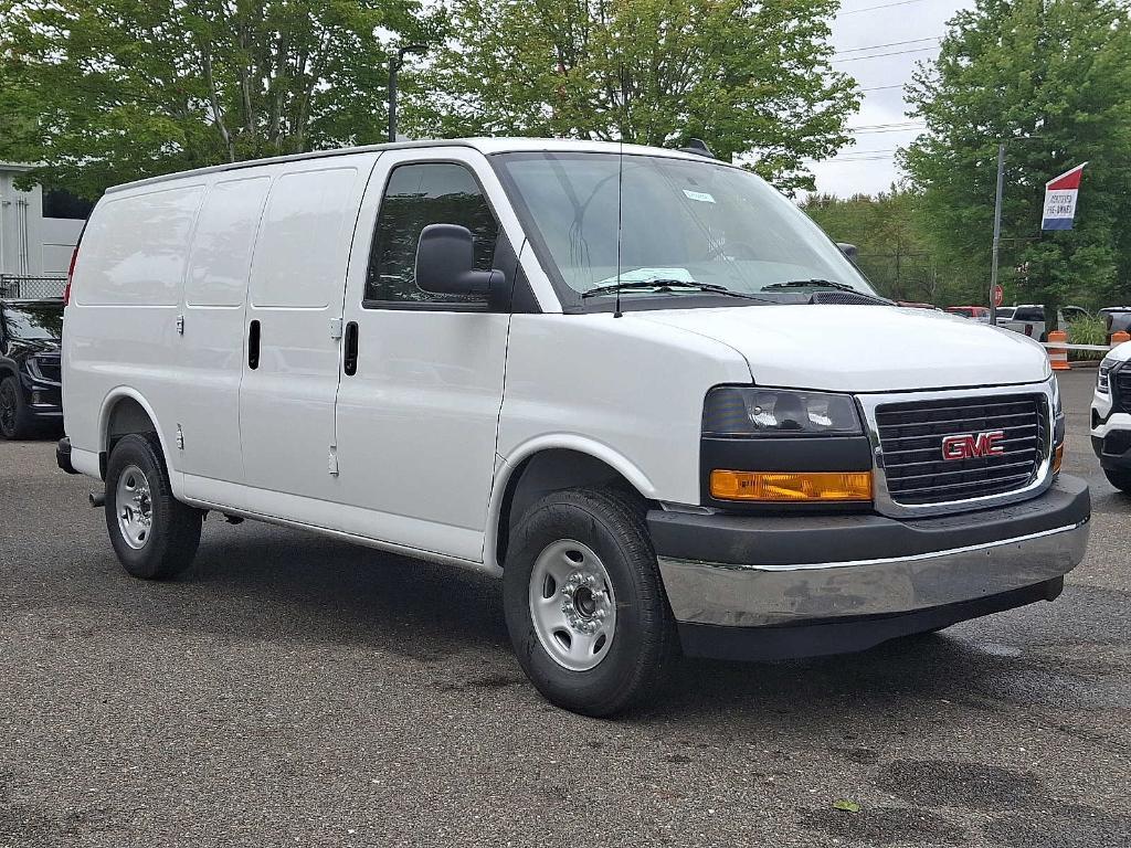 new 2025 GMC Savana 2500 car, priced at $50,535