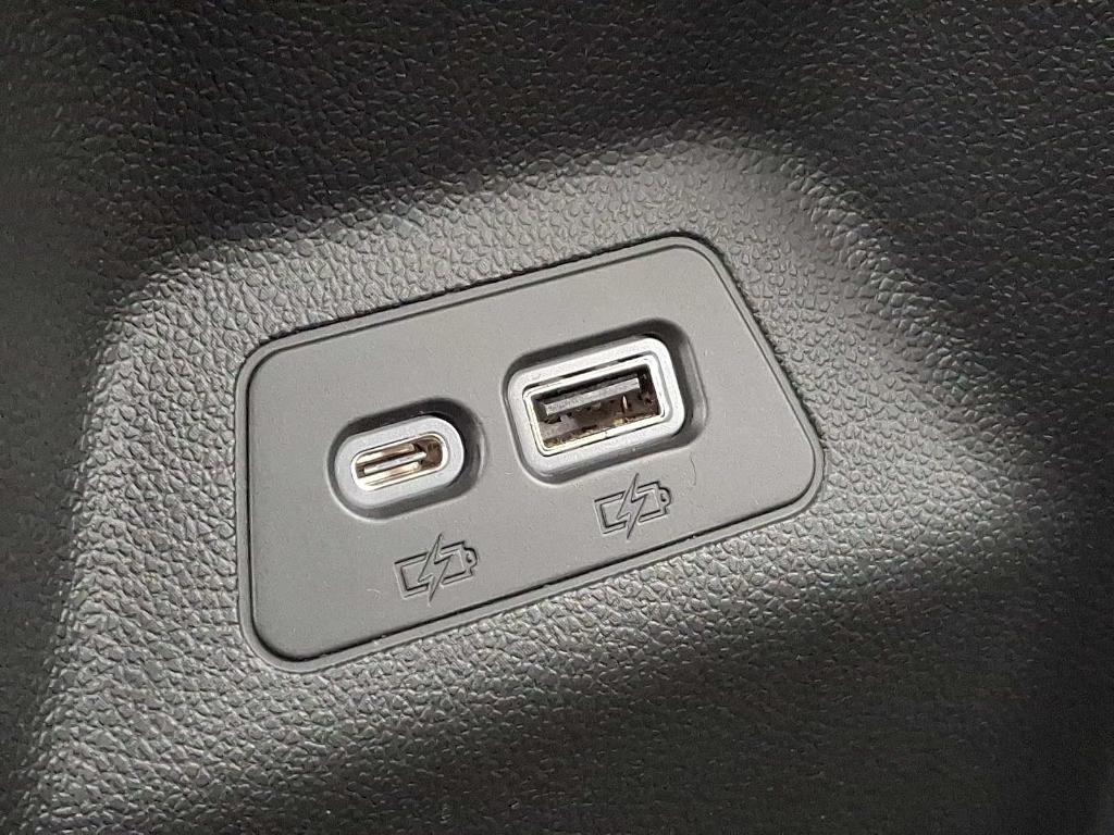 used 2023 Buick Envision car, priced at $26,995