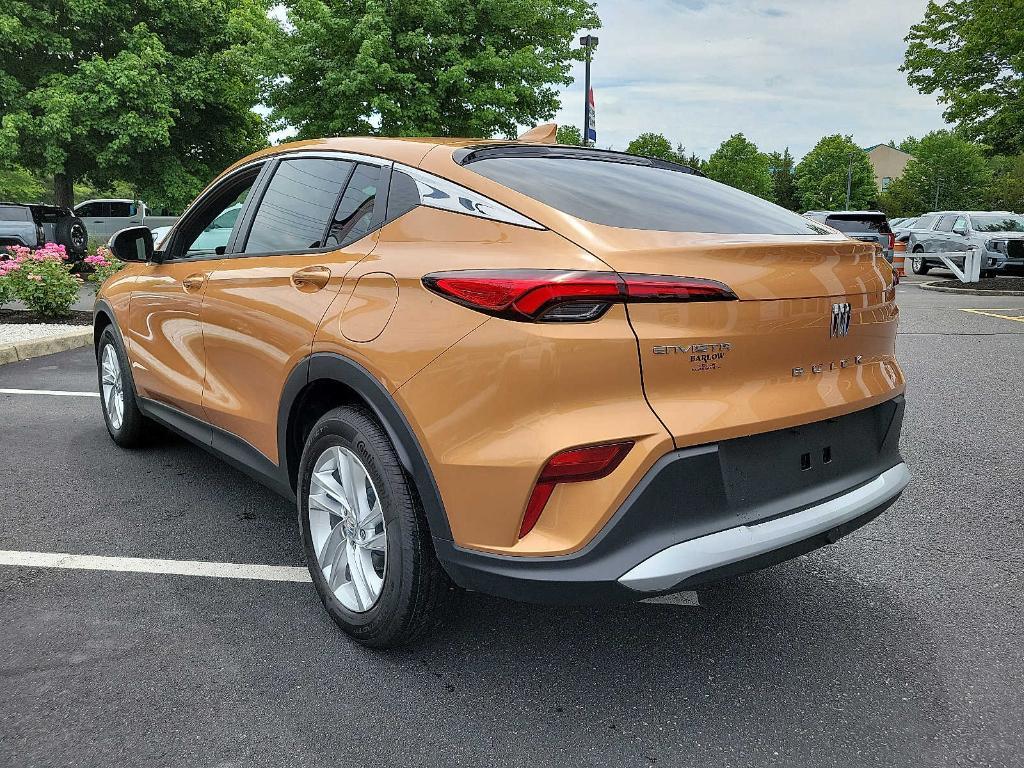 new 2024 Buick Envista car, priced at $25,880