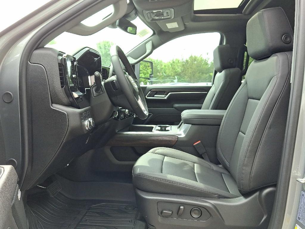 new 2025 GMC Sierra 2500 car, priced at $74,205