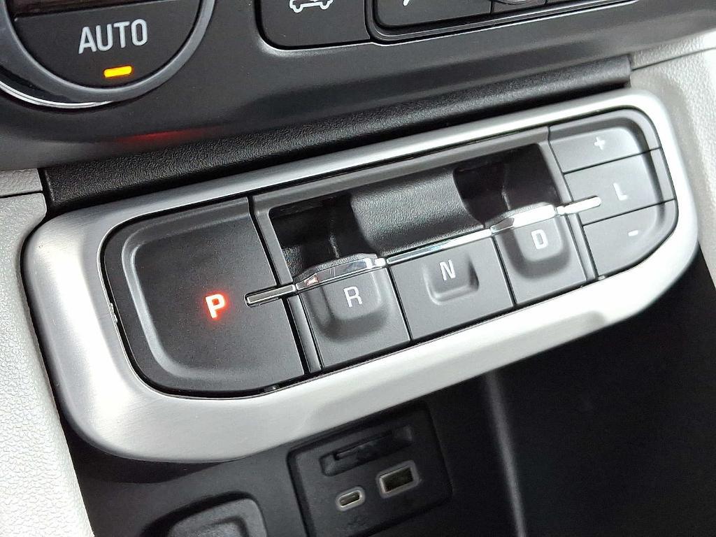 used 2023 GMC Acadia car, priced at $32,995