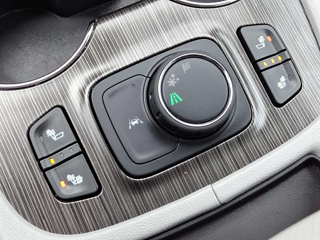 used 2023 GMC Acadia car, priced at $32,995