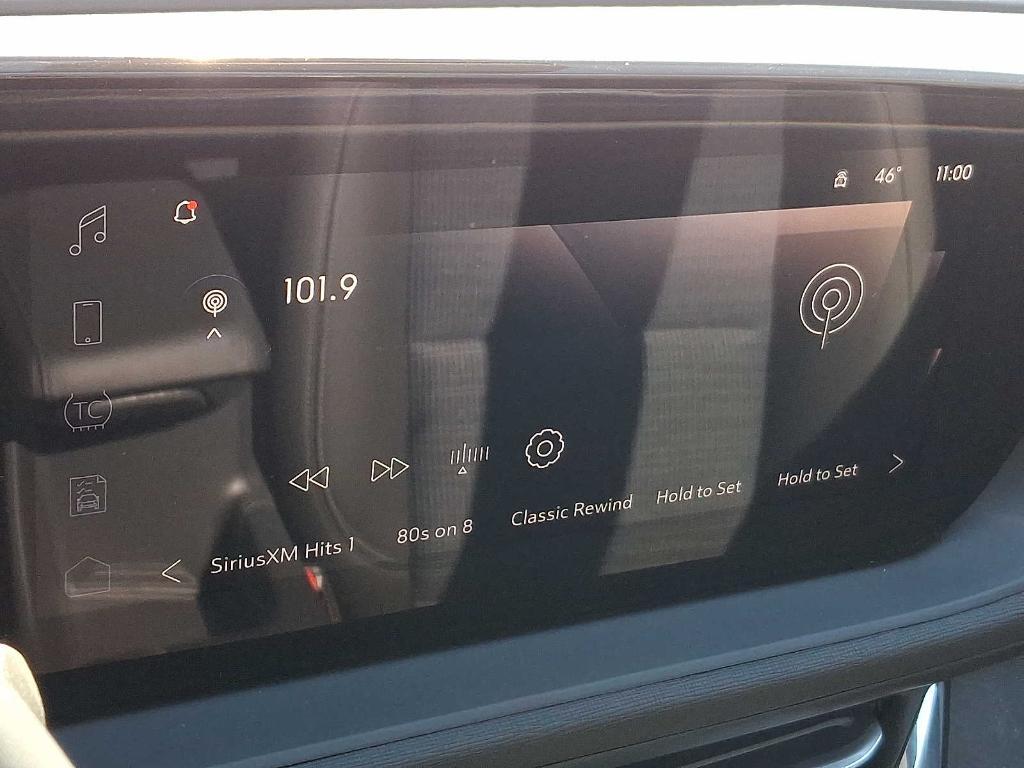 new 2025 Buick Envista car, priced at $26,298