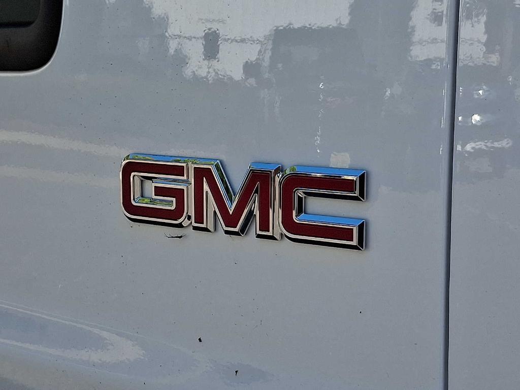 new 2025 GMC Savana 2500 car, priced at $45,420