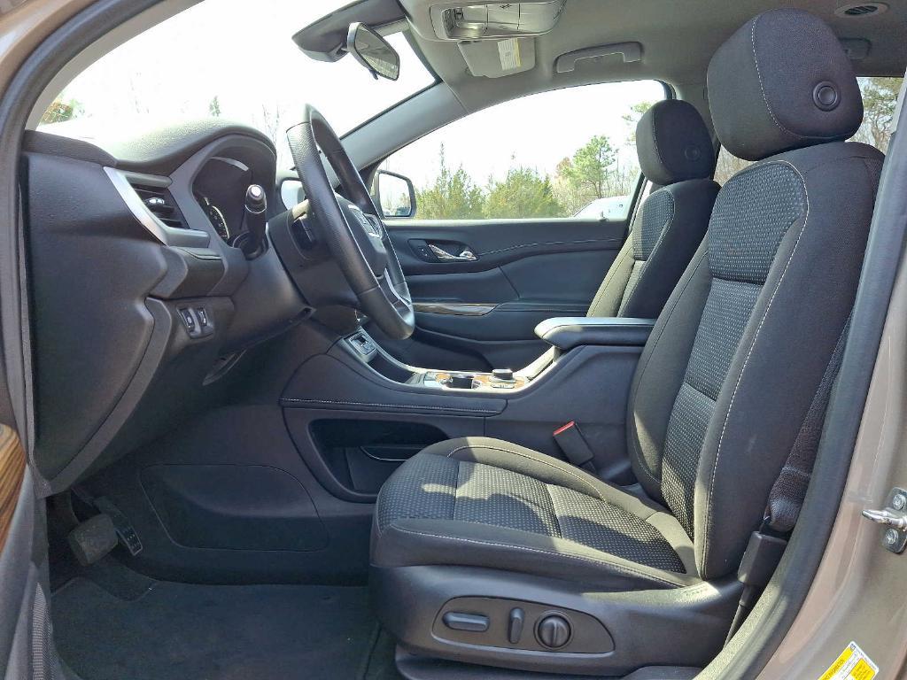 used 2022 GMC Acadia car, priced at $27,495