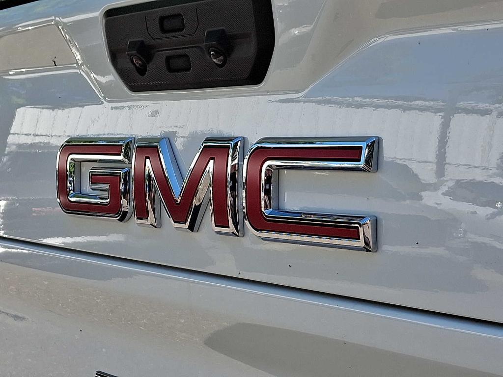 new 2025 GMC Sierra 2500 car, priced at $77,930