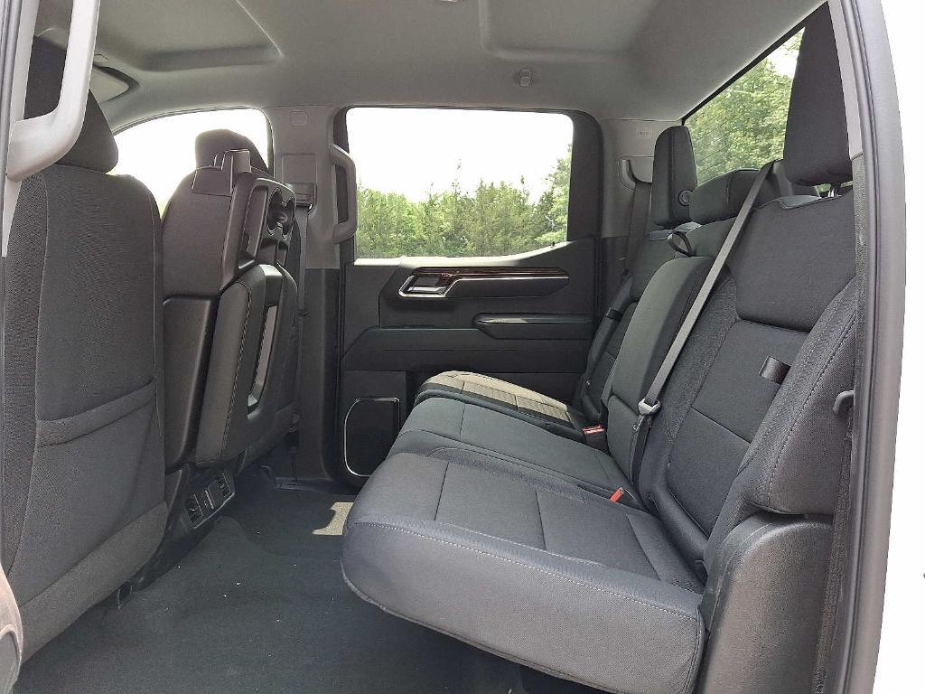 new 2025 GMC Sierra 1500 car, priced at $56,018