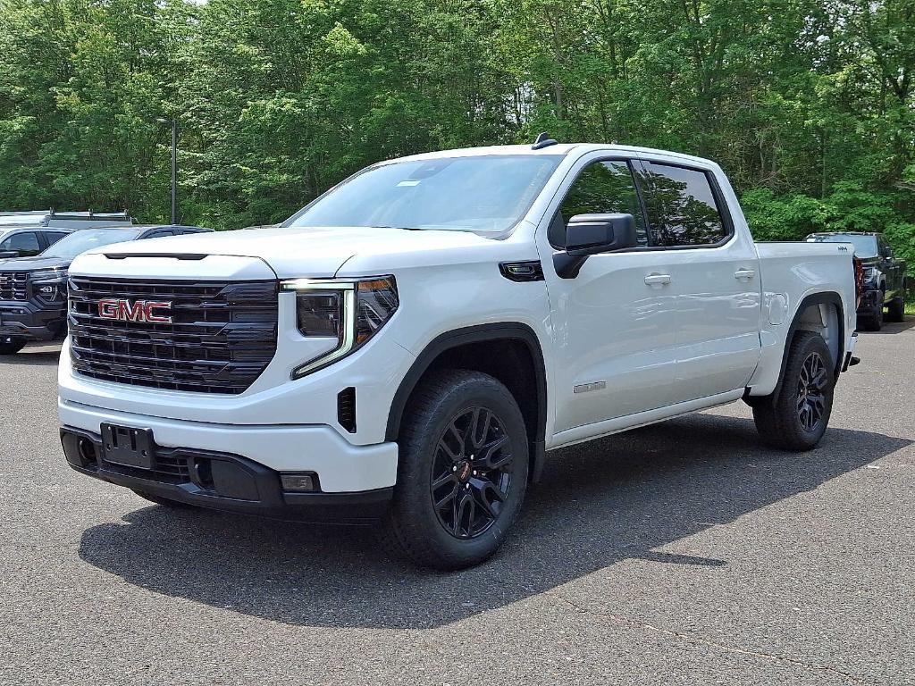 new 2025 GMC Sierra 1500 car, priced at $56,018