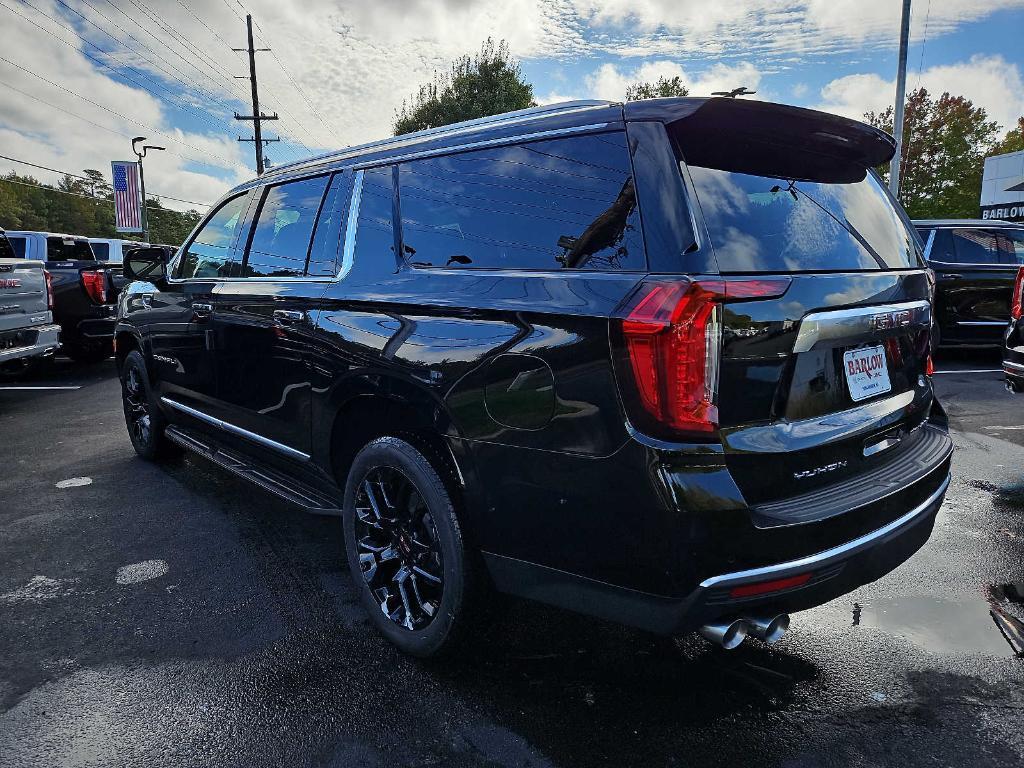 new 2024 GMC Yukon XL car, priced at $90,090