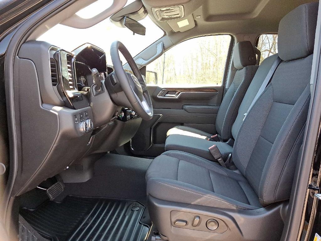 new 2025 GMC Sierra 1500 car, priced at $57,835