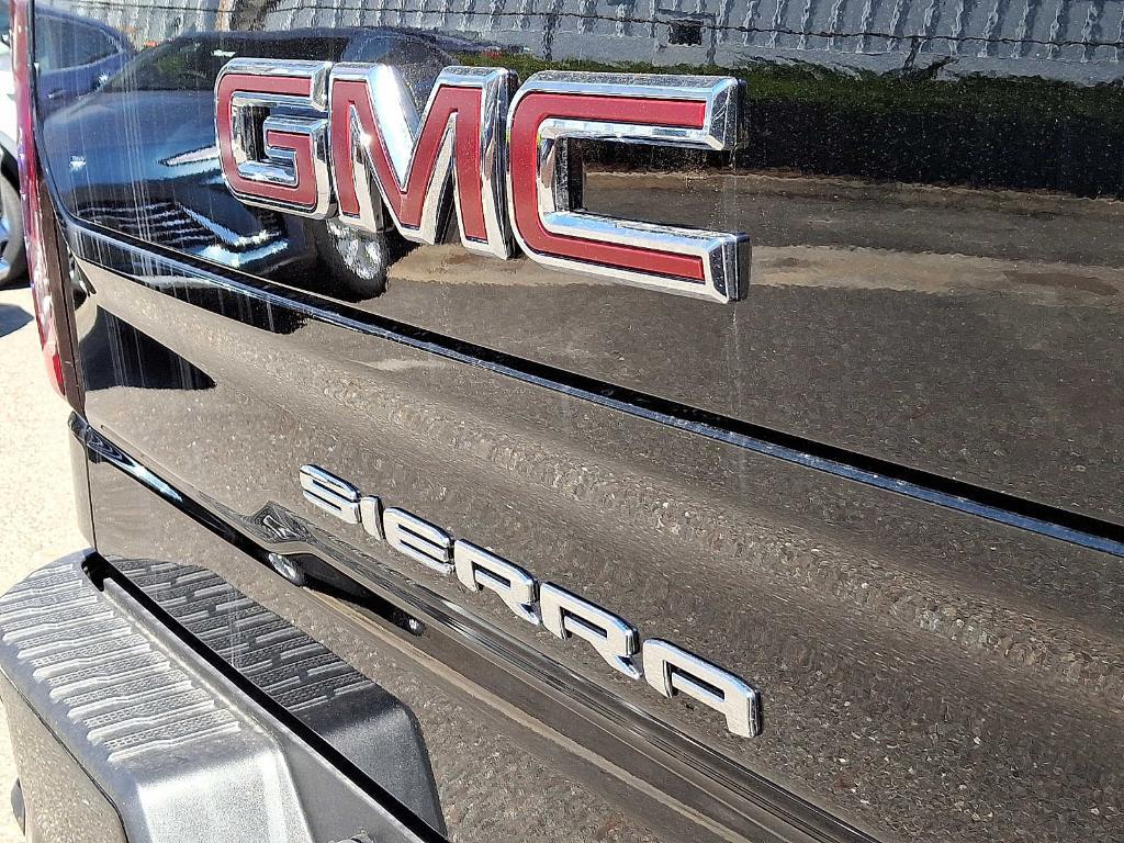 new 2025 GMC Sierra 1500 car, priced at $57,835