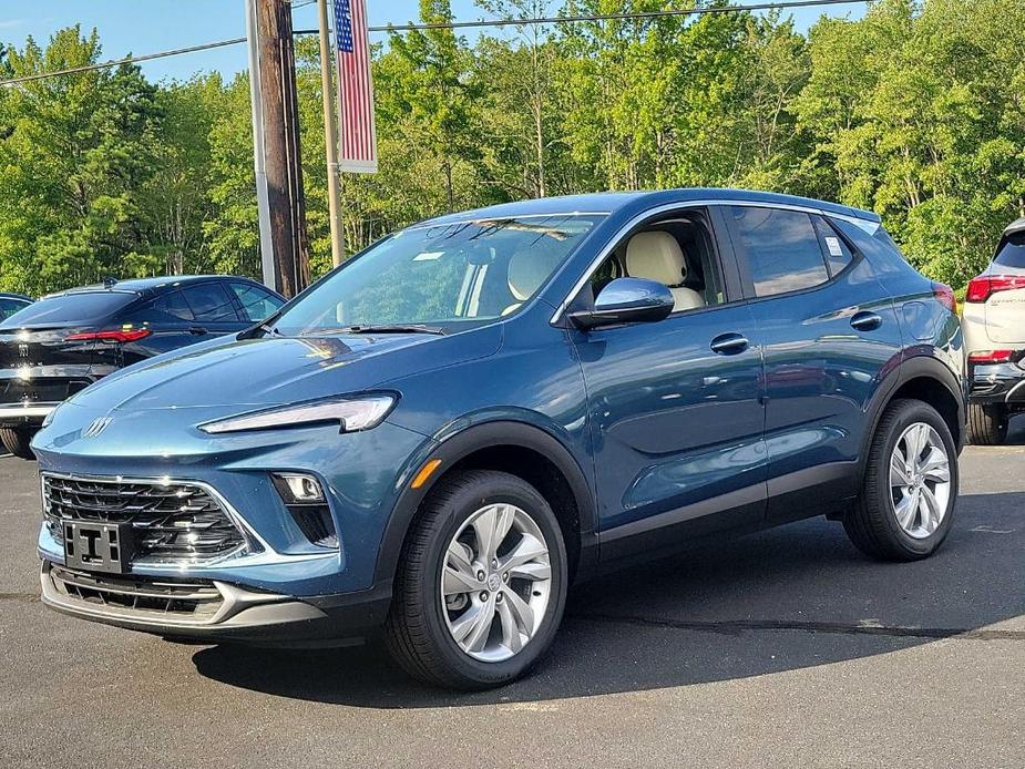 new 2025 Buick Encore GX car, priced at $30,190