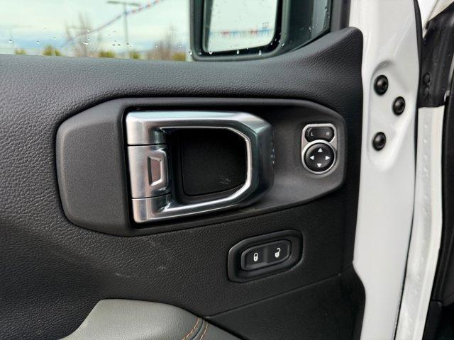 new 2025 Jeep Gladiator car, priced at $55,209