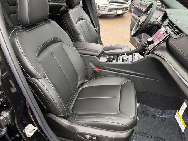 new 2025 Jeep Grand Cherokee car, priced at $43,441