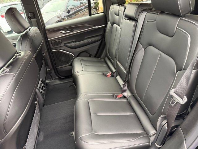 new 2025 Jeep Grand Cherokee car, priced at $43,441