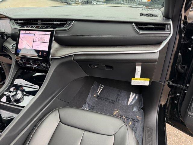 new 2025 Jeep Grand Cherokee car, priced at $43,441