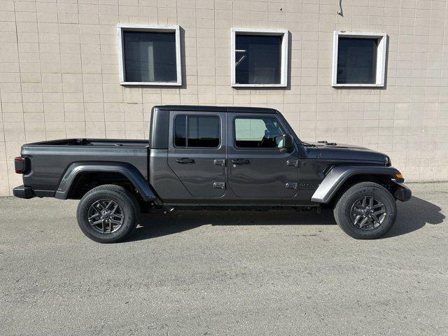 new 2024 Jeep Gladiator car, priced at $44,630