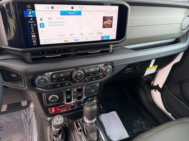 new 2025 Jeep Gladiator car, priced at $52,588