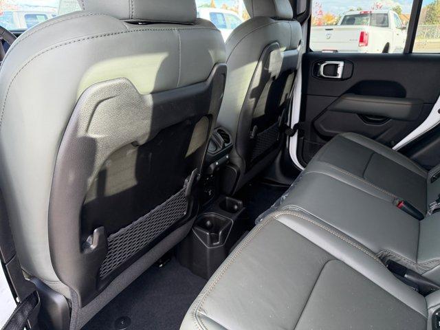 new 2025 Jeep Gladiator car, priced at $52,588