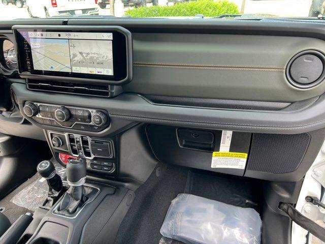 new 2025 Jeep Gladiator car, priced at $51,745
