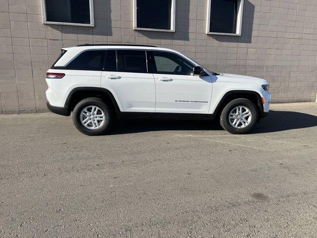 new 2025 Jeep Grand Cherokee car, priced at $37,809