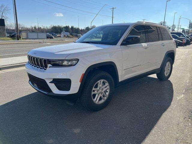 new 2025 Jeep Grand Cherokee car, priced at $37,809