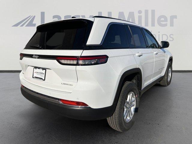 new 2025 Jeep Grand Cherokee car, priced at $37,809