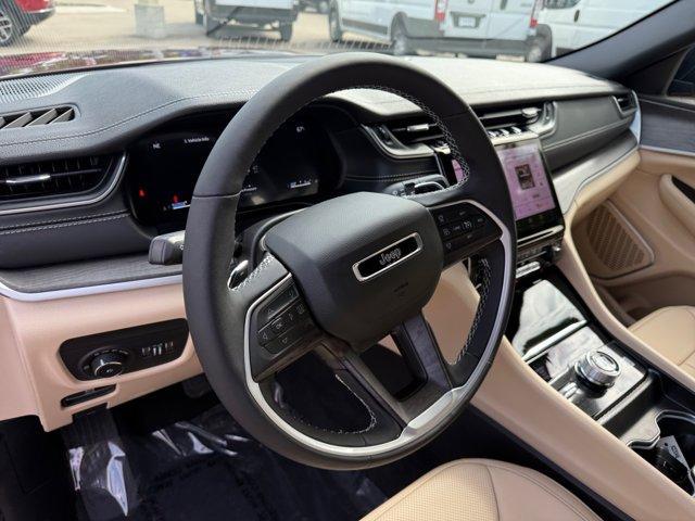 new 2025 Jeep Grand Cherokee car, priced at $50,331
