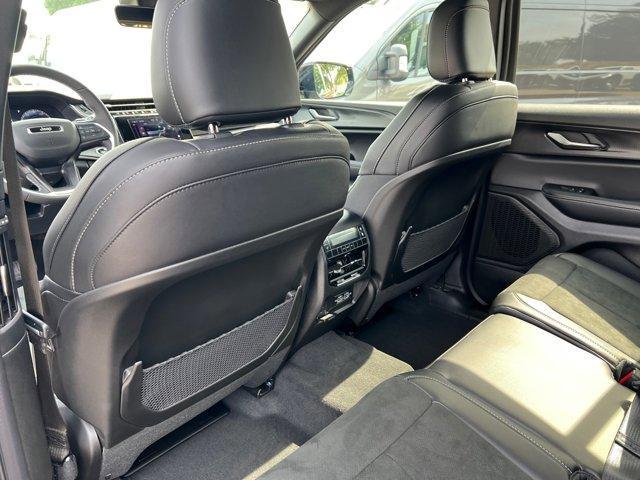 new 2025 Jeep Grand Cherokee L car, priced at $43,784