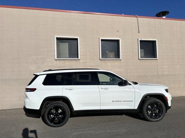 new 2024 Jeep Grand Cherokee L car, priced at $56,310