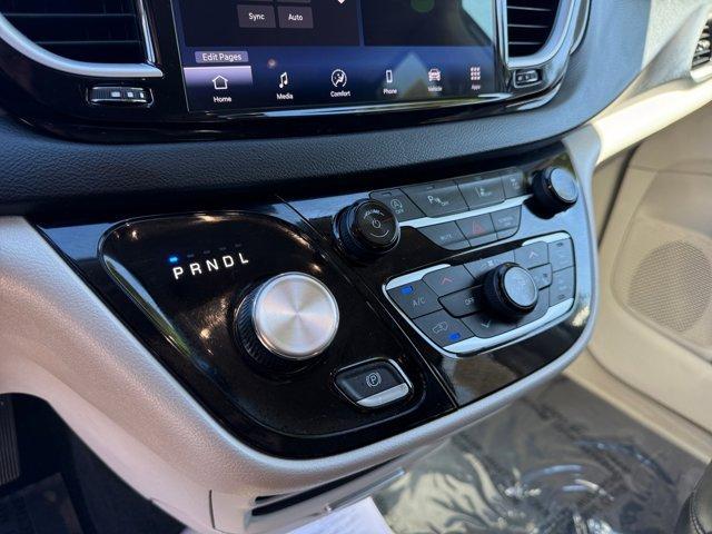 used 2024 Chrysler Pacifica car, priced at $33,205
