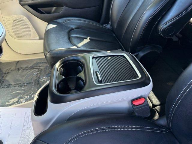 used 2024 Chrysler Pacifica car, priced at $33,205