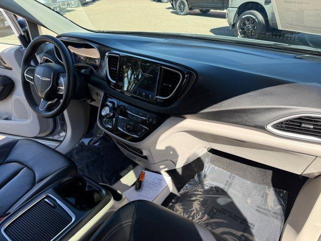 used 2024 Chrysler Pacifica car, priced at $33,205